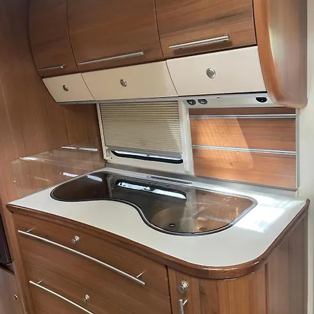 Campsite Camper Albanien *